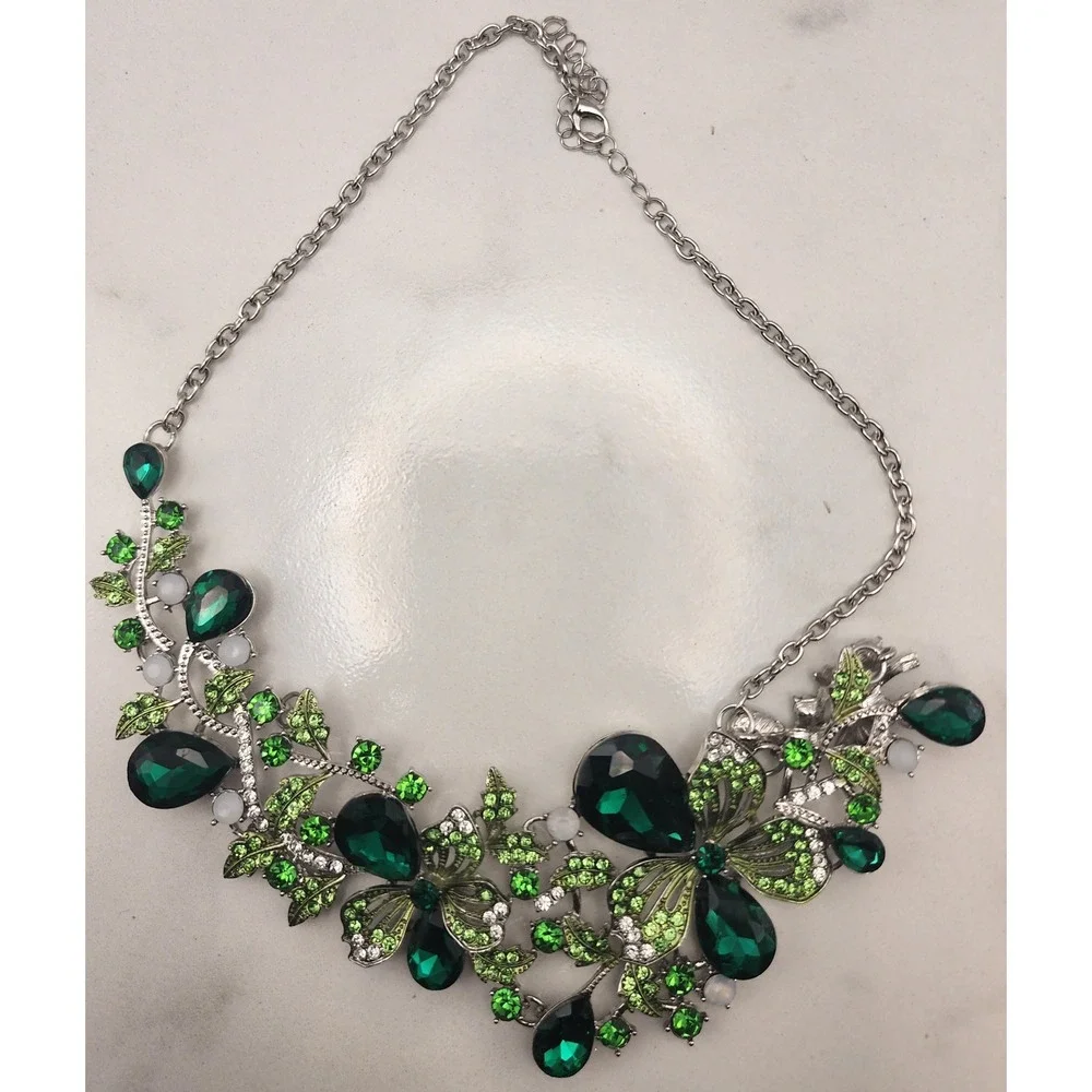 Green Crystal Floral Bib Butterfly  Necklace  Earring Set Silver Tone